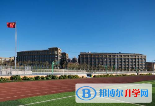 云南大学附属外国语学校2021年宿舍条件