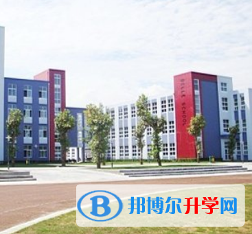 崇州市怀远中学2022年网站网址