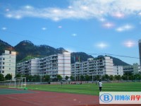 四川省筠连县中学2024年招生办联系电话