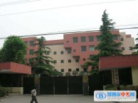 四川省成都西藏中学2025年招生联系电话