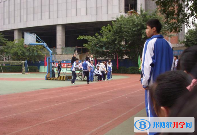 四川省成都市第十七中学2022年排名
