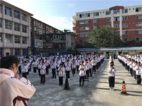 邛崃市第一中学2024年排名