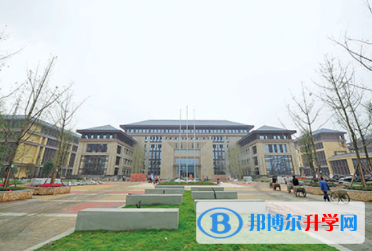 四川省双流县棠湖中学2022年报名条件、招生要求、招生对象
