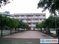 四川仁寿县清水区中学2025年招生办联系电话
