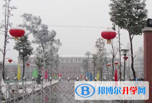 都江堰市第一中学2022年排名