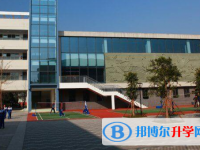 成都市成飞中学2025年报名条件、招生要求、招生对象