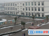 成都市青白江区龙王中学2025年学费、收费多少
