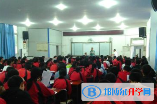 成都市青白江区龙王中学2022年招生办联系电话