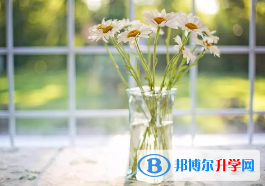 2021年唐山中考372可以读的学校