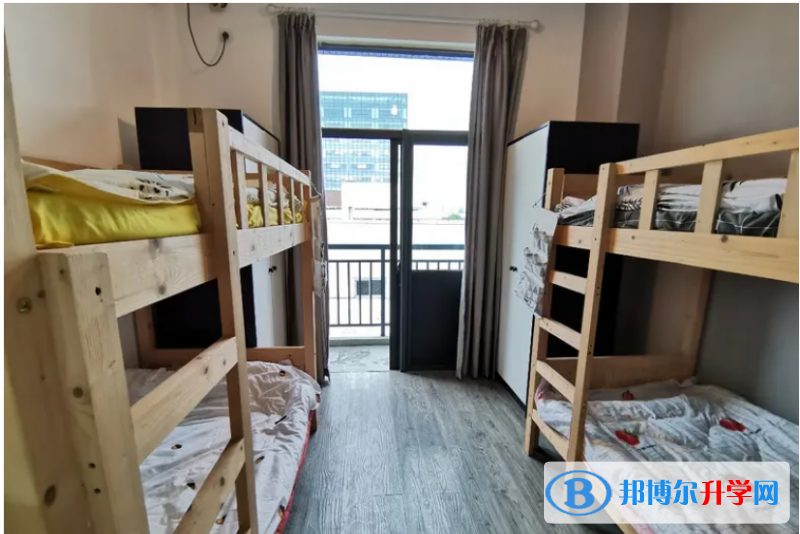 北京师范大学成都实验中学2022年宿舍条件