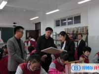 成都市第四十中学2025年学费、收费多少
