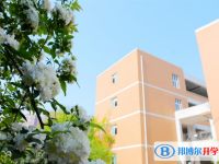 成都七中实验学校(初中部)2025年招生办联系电话