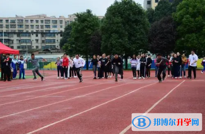 贵阳市白云区第一高级中学2022年排名