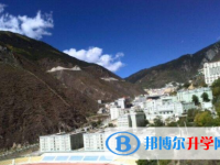 德钦县第一中学2025年宿舍条件