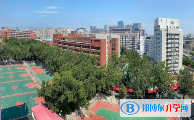 中国人民大学附属中学2023年招生办联系电话