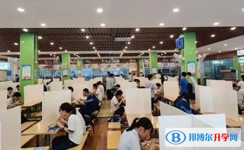 北京陈经纶中学2023年宿舍条件