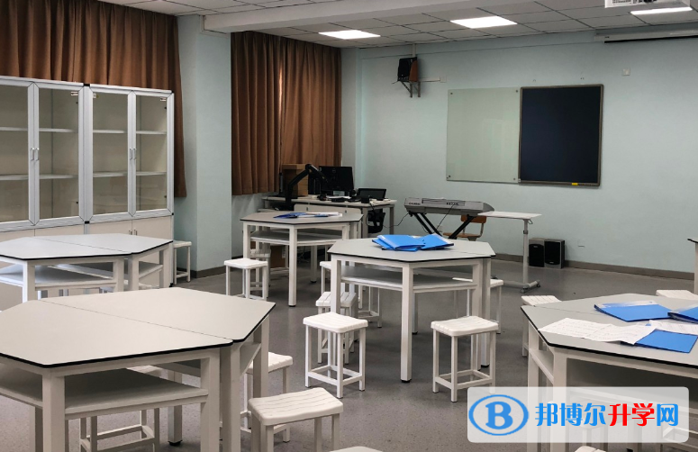 南京人民中学2023年招生办联系电话 