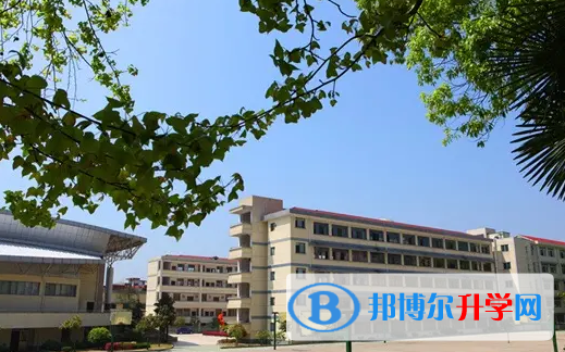 於潜中学1