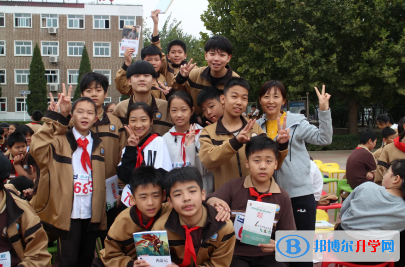 天津英华国际学校2023年学费标准