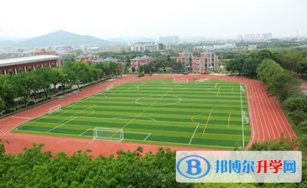 重庆黔江中学2022分数线（重庆黔江中学）