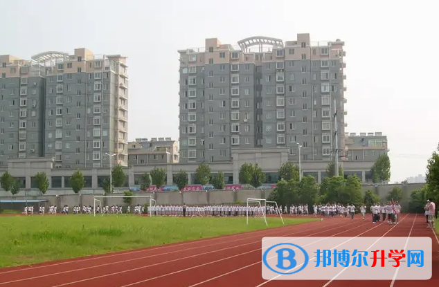 2022武汉高中录取分数线是多少？