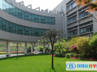 重庆市万州龙驹中学2025年学费、收费多少