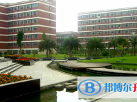 2025呼和浩特中考数学满分是多少？