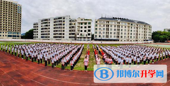 2023三亚市榆林八一中学多少钱(学费明细)