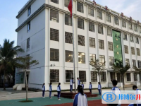 2025保亭县保亭中学招生简章