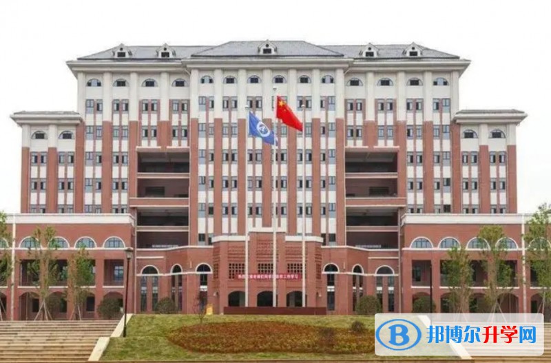 湖南省郴州市第一完全中学地址，乘车路线