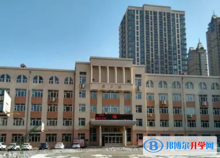 哈尔滨市第一六二中学校地址，乘车路线