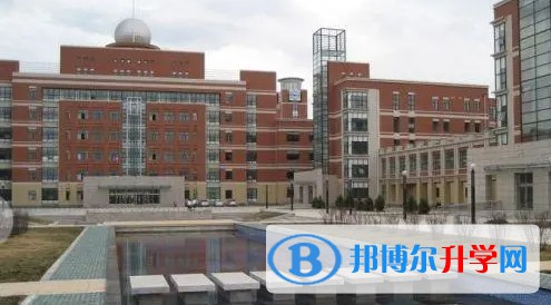 龙江县第一中学地址，乘车路线