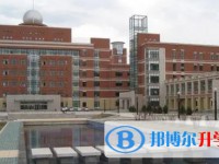 龙江县第一中学地址，乘车路线