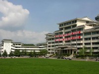 阆中东风中学2025年招生计划