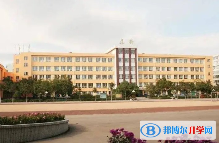 2024牡丹江市第八中学多少钱(学费明细)