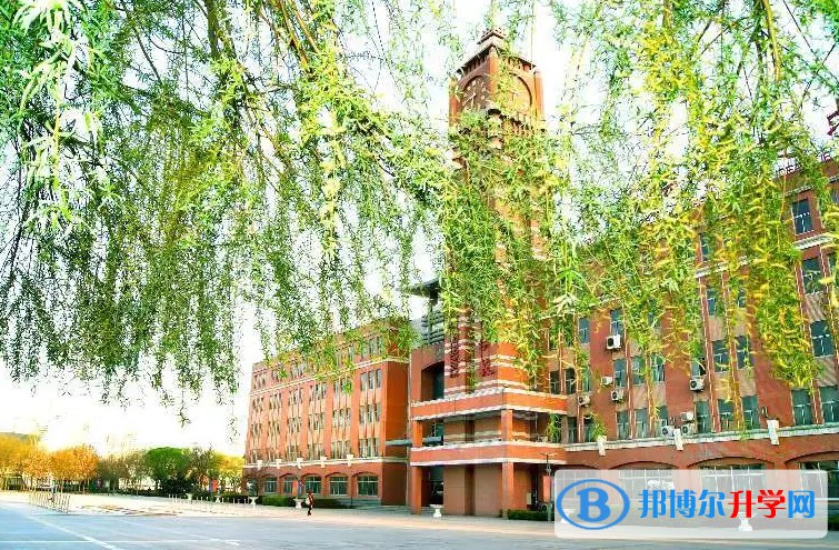 2025保定中学多少钱(学费明细)