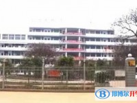 三岔湖高中地址，乘车路线