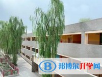 成都市郫都区绵实外国语学校地址，乘车路线