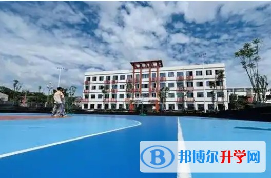 2025富顺一中多少钱(学费明细)