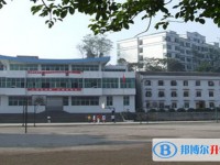 玉章中学地址，乘车路线