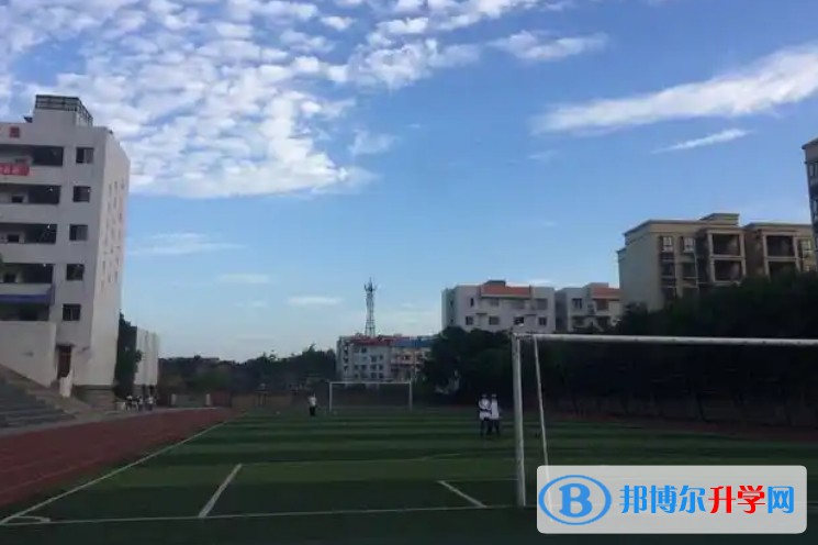 自贡市第六中学地址，乘车路线
