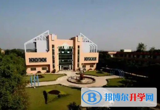 富顺第二中学校招生简章2025年