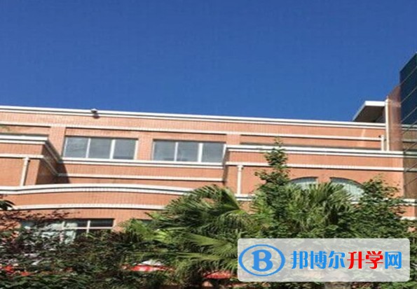 自贡市第二十二中学地址，乘车路线