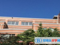 自贡市第二十二中学地址，乘车路线