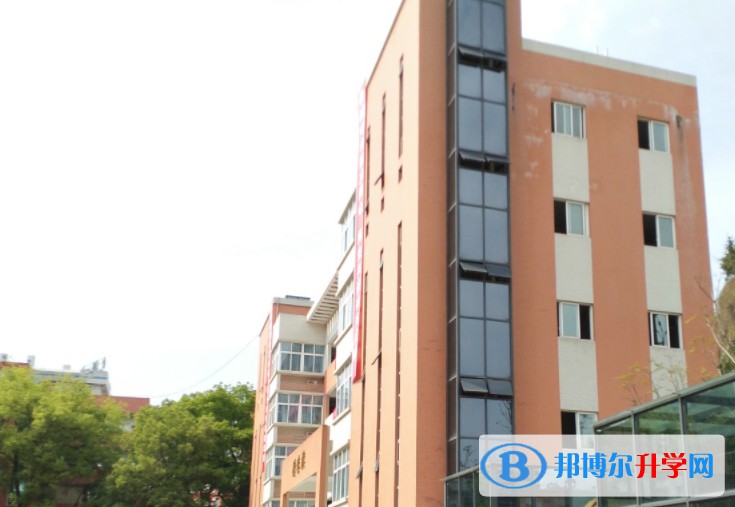 自贡一中地址，乘车路线