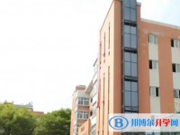 四川省自贡市第一中学校怎么样、好不好