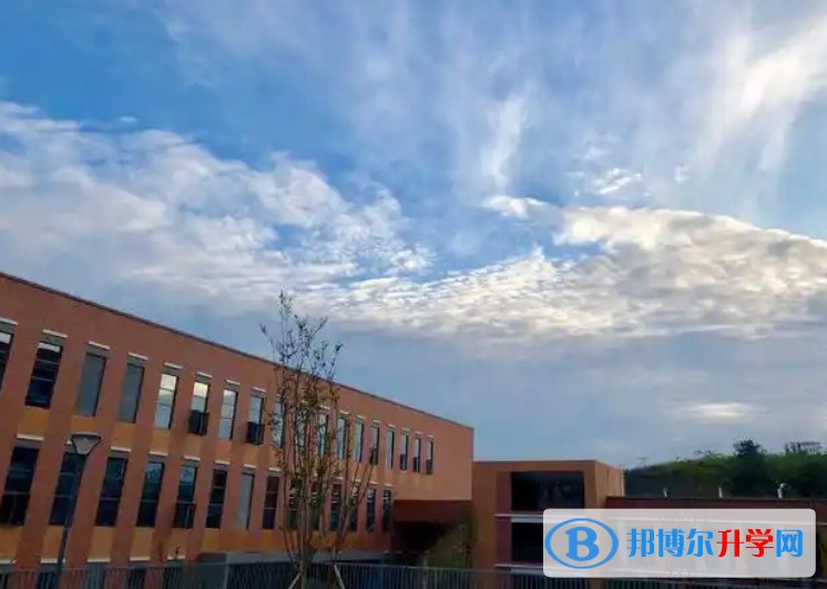 自贡市外国语学校怎么样、好不好
