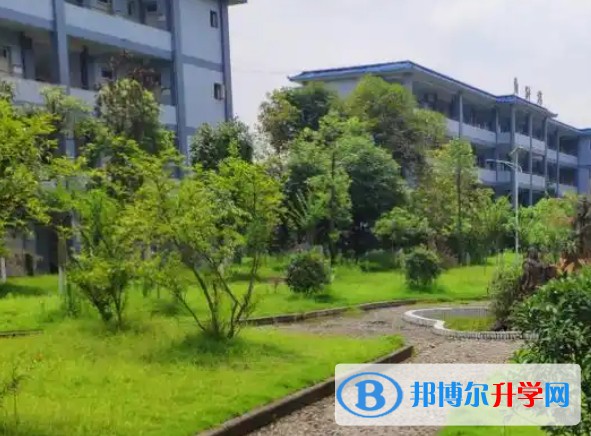 四川省自贡市牛佛中学校招生简章2025年