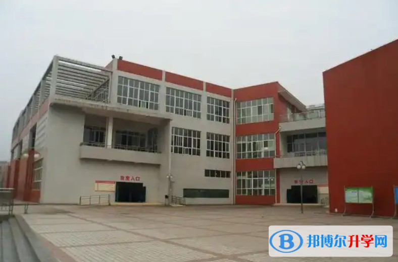 四川省三台第一中学地址，乘车路线