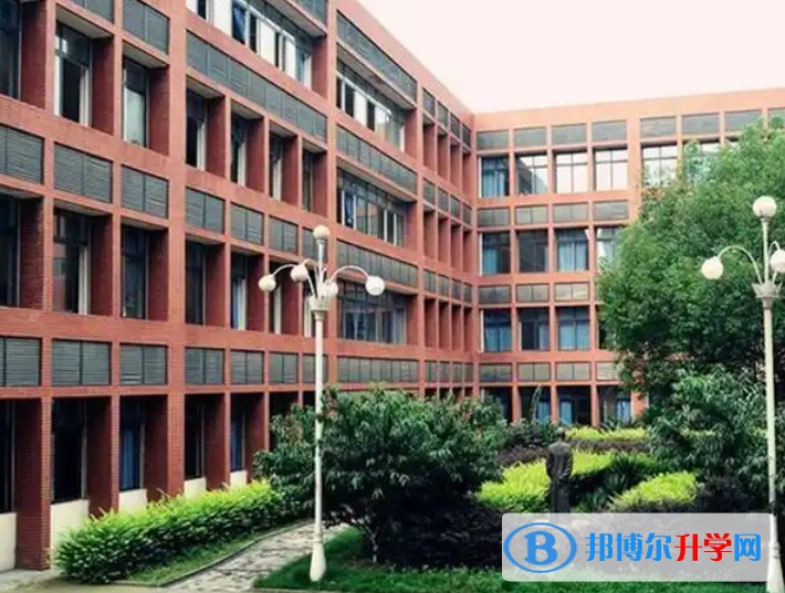 四川省江油市第一中学地址，乘车路线